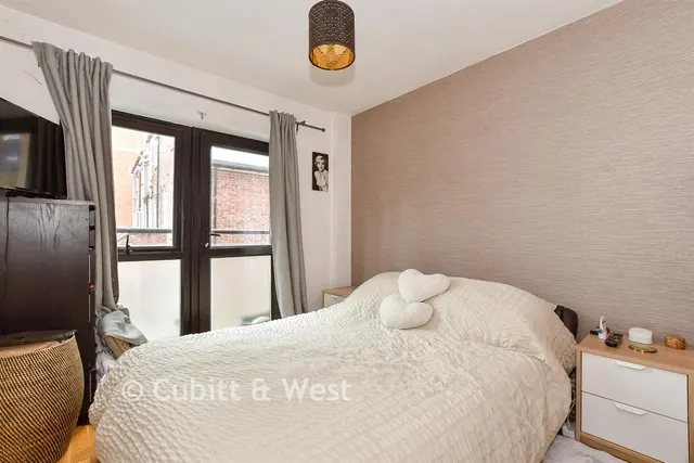 Croydon Road, Caterham, CR3, photo 3