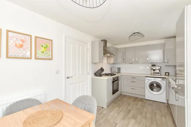 Mulberry Walk, Havant, PO9, photo 3