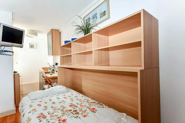 West Cromwell Road, Earls Court, SW5, photo 1