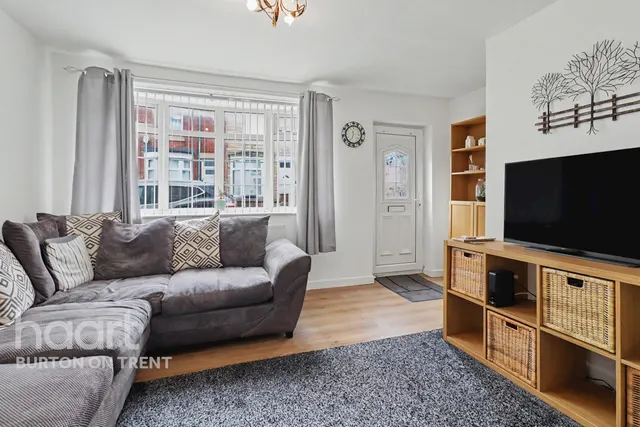 Midland Road, Swadlincote, DE11, photo 2