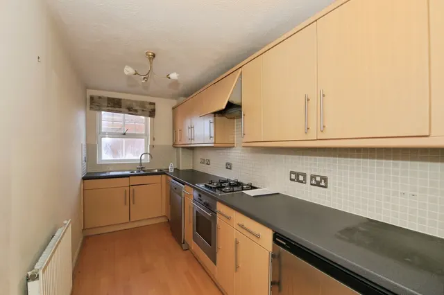 Photo 3 — East Water Crescent, Hampton Vale, Peterborough