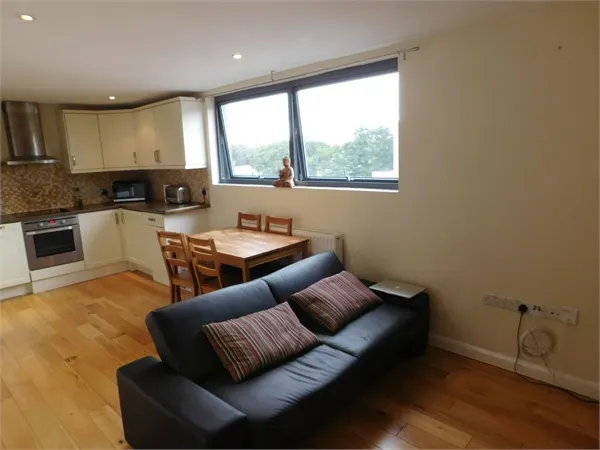 Photo 3 — Aragon Court Broadway, Ealing, London, W13 0TL