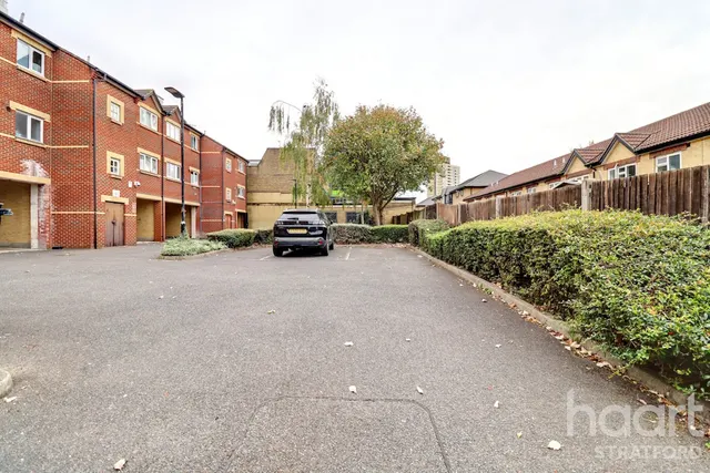 Barnby Street, Stratford, E15, photo 2