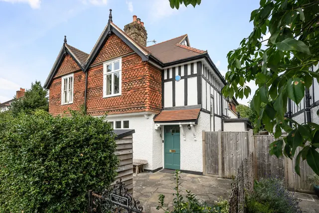 Mostyn Road, Merton Park, SW19, photo 1