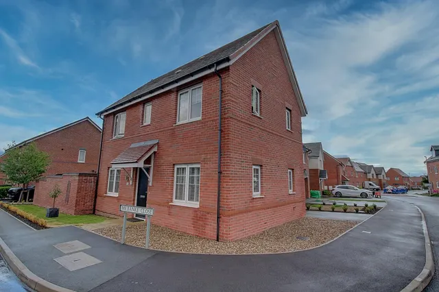 Milbanke Close, Earl Shilton, LE9, photo 1