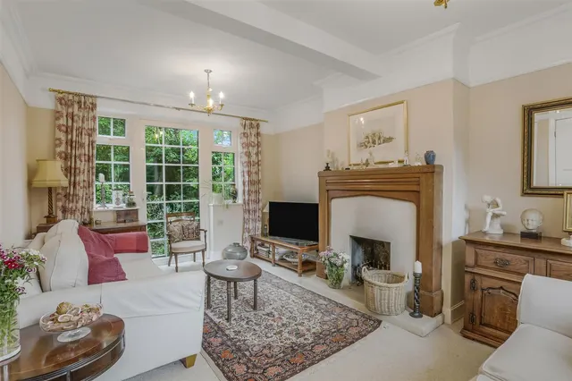 Photo 2 — Meadow Way, Burgh Heath, Tadworth, KT20 5LY