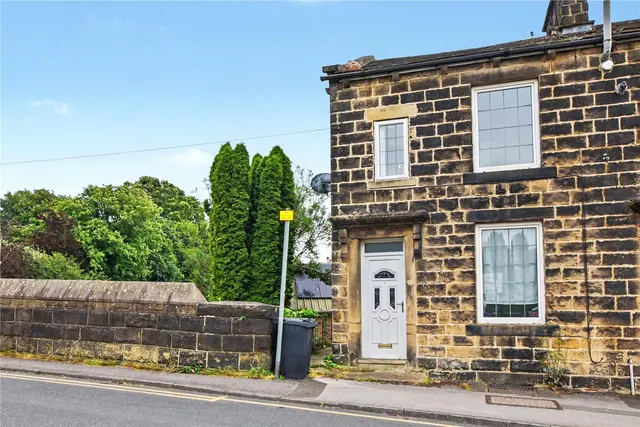Springfield Road, Guiseley, LS20, photo 1