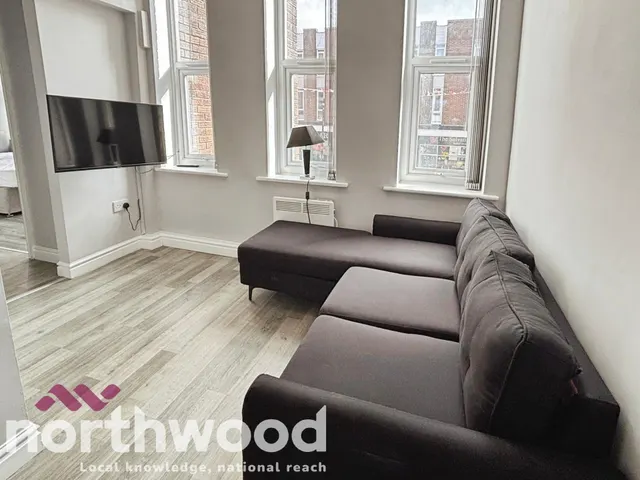 Aughton Street, Ormskirk, L39, photo 2
