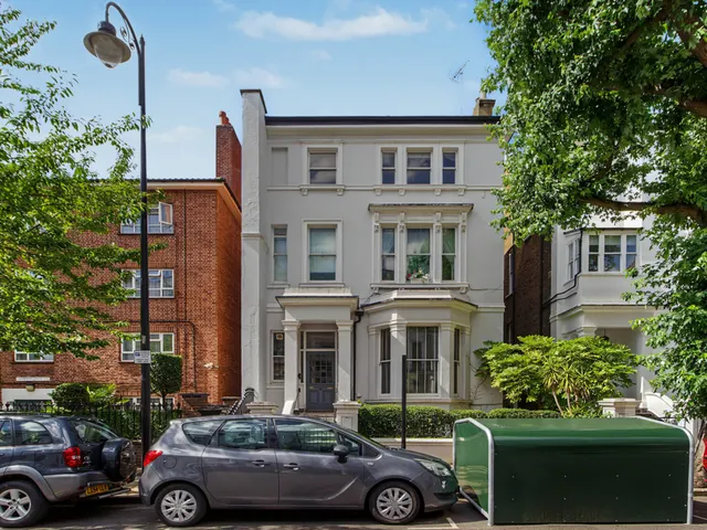 Elgin Crescent, London, W11, photo 2