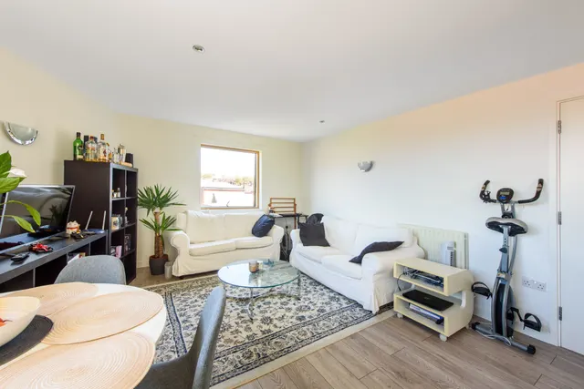 Photo 3 — Flat 20, 34 Lithos Road, London