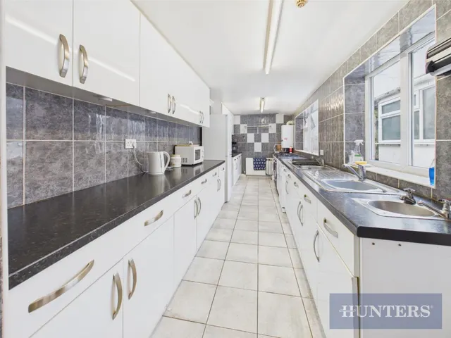 North Marine Road, Scarborough, YO12, photo 1