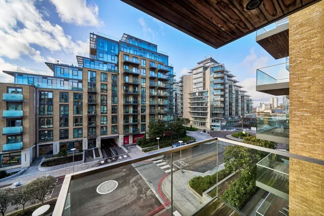 Jasmine House, Battersea Reach, SW18, photo 2
