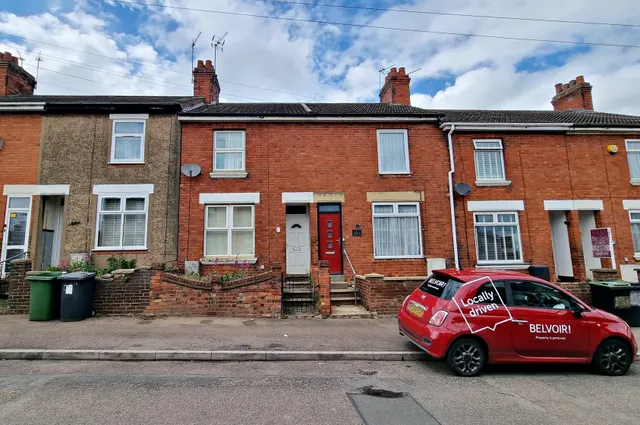 Mill Road, Wellingborough, NN8, photo 1