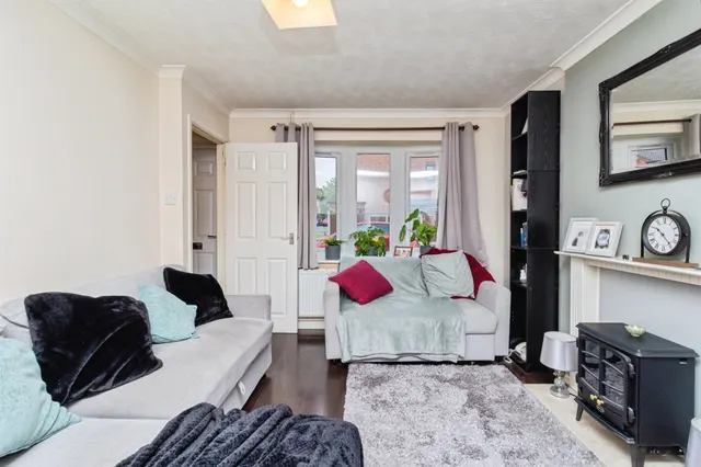 Helen Sharman Drive, Stafford, ST16, photo 2