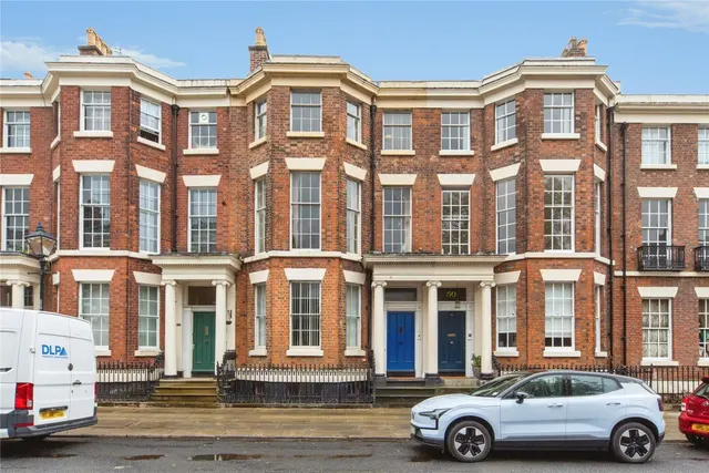 Huskisson Street, Liverpool, L8, photo 1