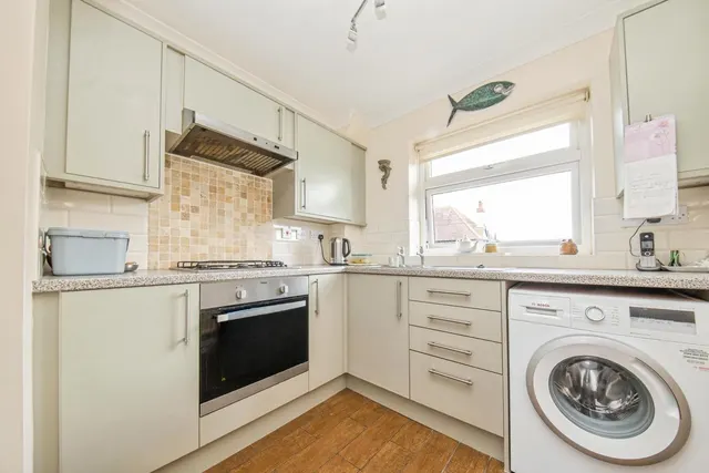 Photo 3 — Ashenden, Tomline Road, Felixstowe, Suffolk, IP11