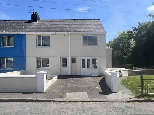 Grosvenor Place, St. Austell, photo 1