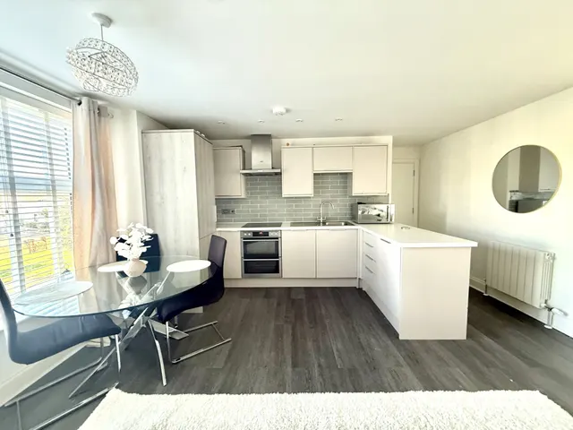 Totnes Road, Paignton, Devon, TQ4