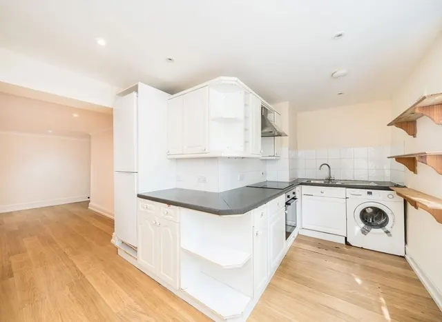 Photo 3 — King Charles Road, Surbiton, KT5