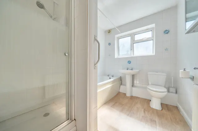 Photo 3 — Farm Court, Farm Road, Frimley, Camberley, GU16 8TJ