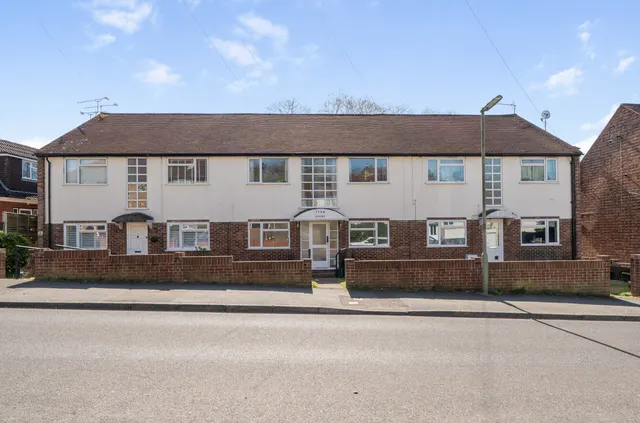 Farm Court, Farm Road, Frimley, Camberley, GU16 8TJ, photo 1