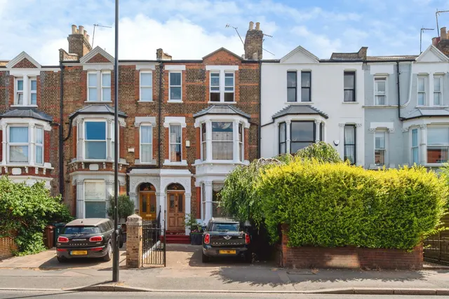 Albion Road, London, photo 1