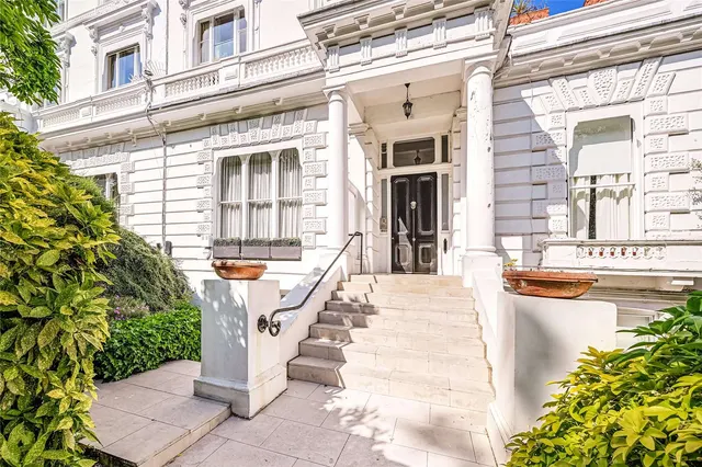 Photo 2 — The Boltons, London, SW10 9TB