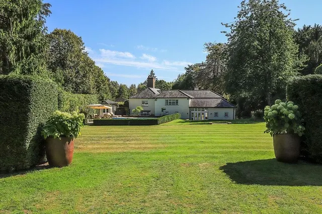 Avington Lane, Itchen Abbas, SO21, photo 2