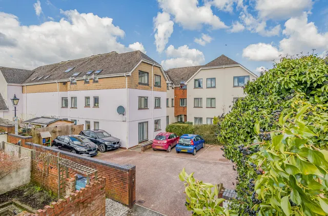 Kerslakes Court, Honiton, Devon, EX14
