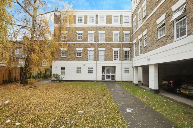 Beechwood Mews, London, N9, photo 1