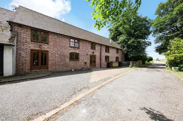 Church Lane, Gravesend, KENT, DA12 2NL, photo 1