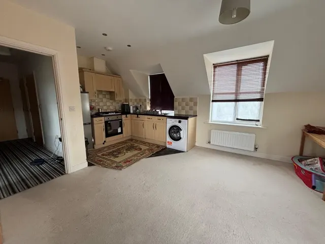 Photo 2 — Maximus Road, North Hykeham, Lincoln
