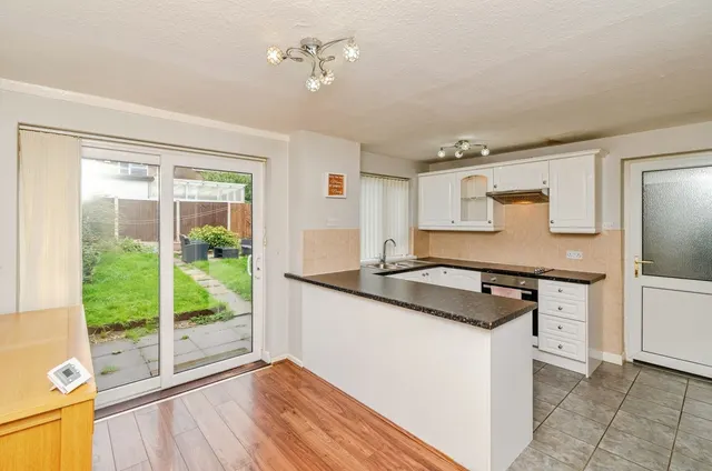 Photo 3 — Aberford Close, WILLENHALL, West Midlands, WV12