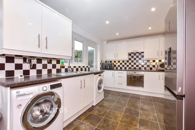 Swalecliffe Court Drive, Whitstable, CT5, photo 3