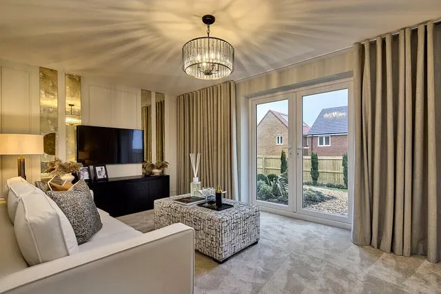 Dipper Close, Edenthorpe, DN3, photo 2