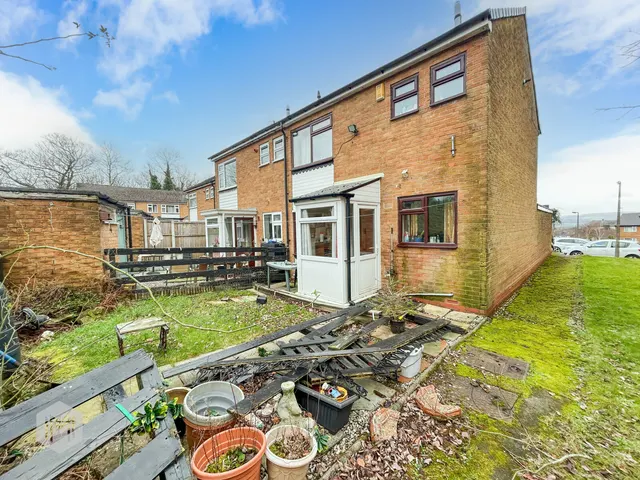 Wesley Street, Tottington, BL8, photo 2