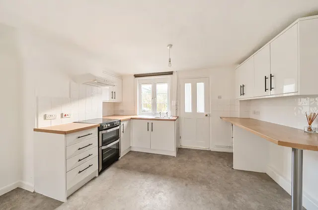 Photo 2 — Old Acre Road, Alton, GU34
