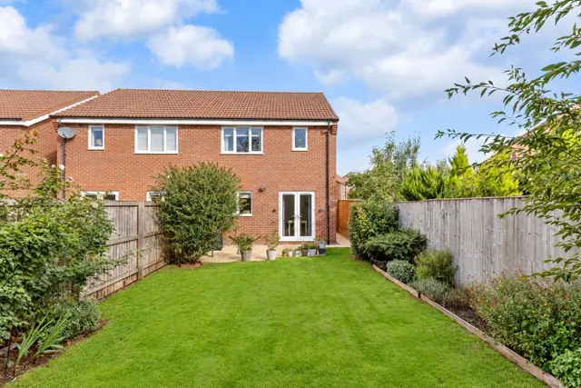 Langhorn Drive, Howden, DN14, photo 3