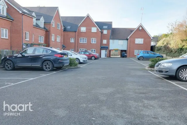 Bramford Road, Ipswich, IP1, photo 1