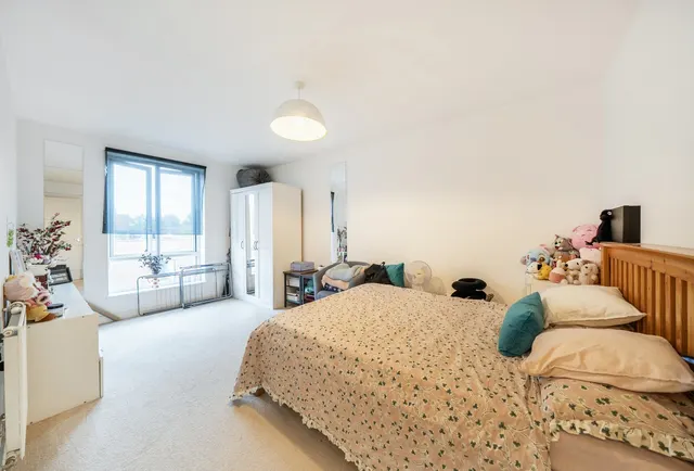 Photo 2 — Esquiline Lane, Mitcham, CR4 1GH