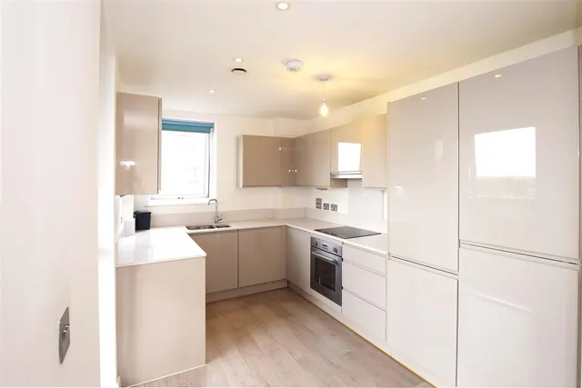 Matthews Close, Wembley, HA9, photo 2