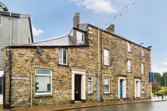 Fore Street, Callington, PL17, photo 1