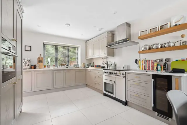 Photo 3 — Orchard Gardens, Bix, Henley-On-Thames, Oxfordshire, RG9 6DB