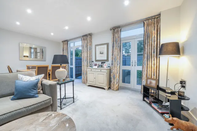 Adams Walk, Midhurst, GU29, photo 3