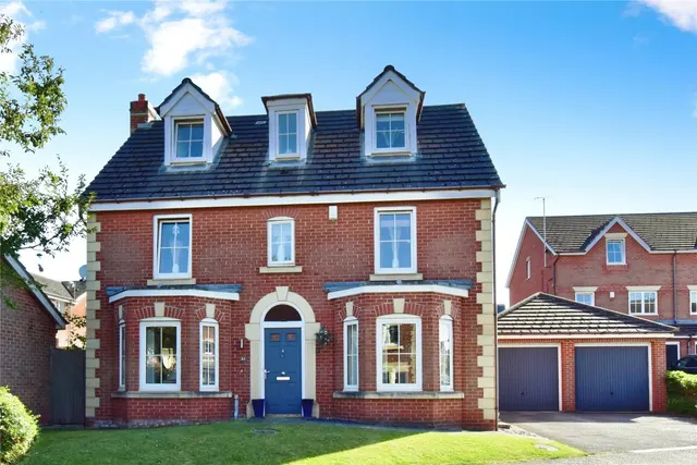 St. Matthews Close, Renishaw, Sheffield, Derbyshire, S21, photo 1