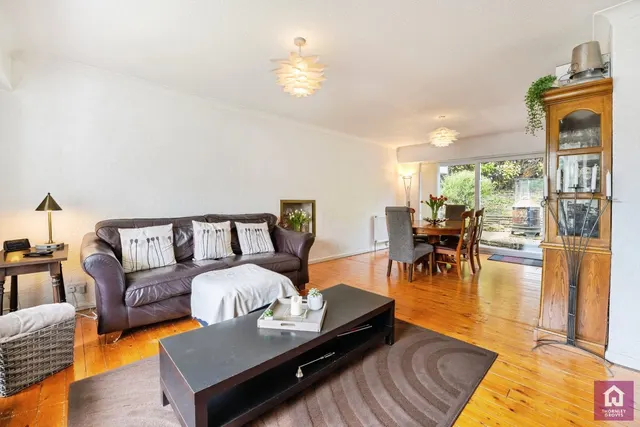 Spring Vale, Prestwich, M25, photo 3
