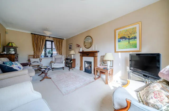 Photo 2 — Maple Leaf Drive, Sidcup, DA15 8WA