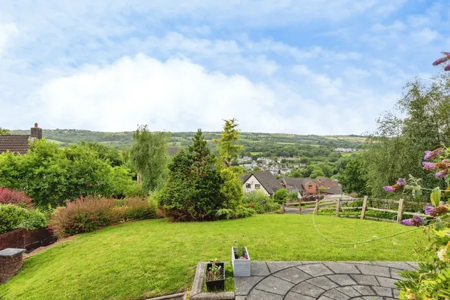 Bryn Tirion, Pontyberem, SA15, photo 2