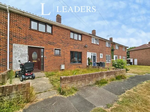 Turner Avenue, Gosport, PO13, photo 1