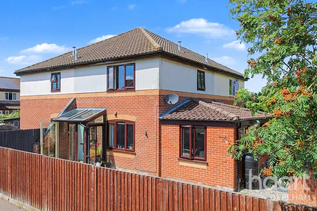 Old Post Road, Briston, NR24, photo 1